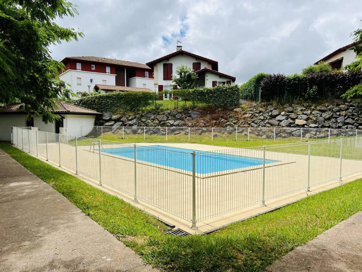 Appartement F2 A Cambo-Les-Bains Avec Piscine, Proche Thermes, Terrasse Et Parking - Fr-1-495-36 Eksteriør bilde